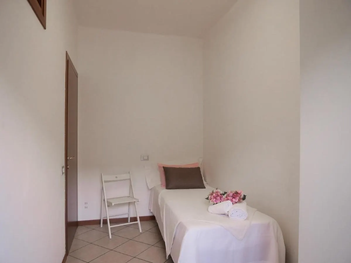 Diadema Pink - Immobili E Soluzioni Rent Apartment Bergamo Italy